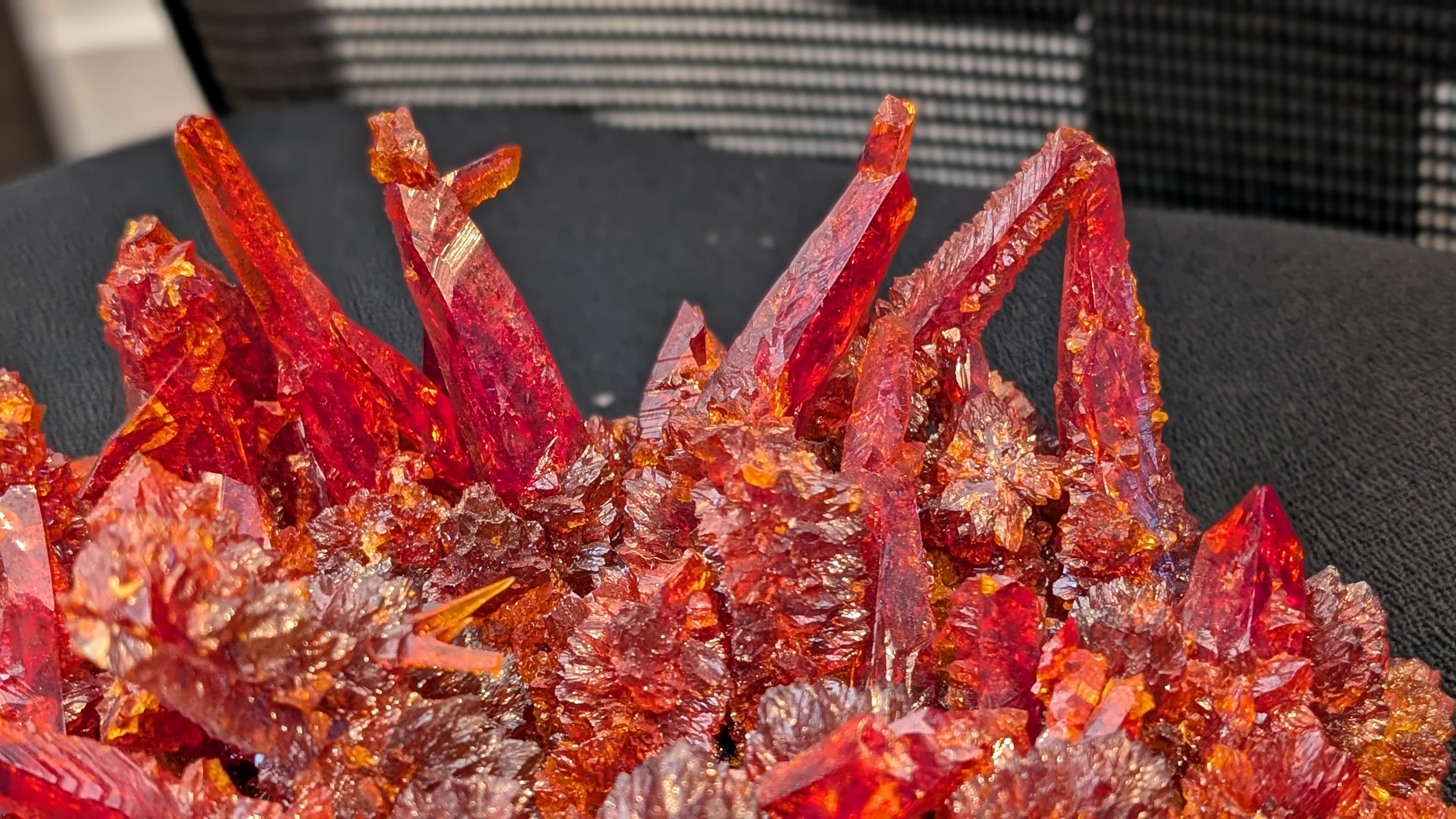 Zincite - Cathedral of Fire, Monumental Crimson Spire Cluster