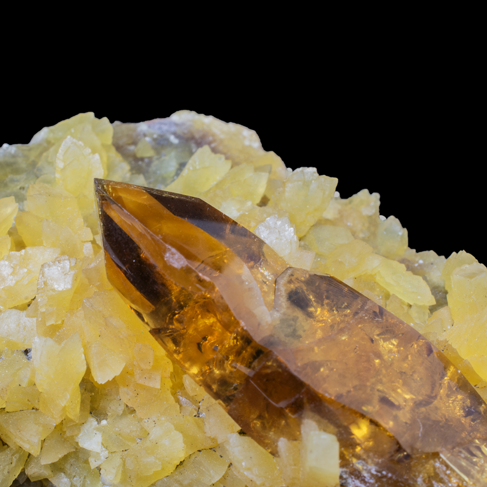 Baryte on Calcite – Honey-Amber Tabular Crystal on Golden Calcite Matrix, Elk Creek Classic
