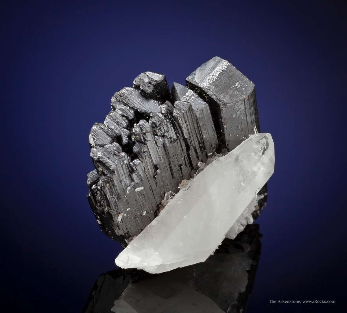 Hübnerite with Quartz – Lustrous Bladed Sculptural Crystal Cluster with Balancing Gemmy Quartz
