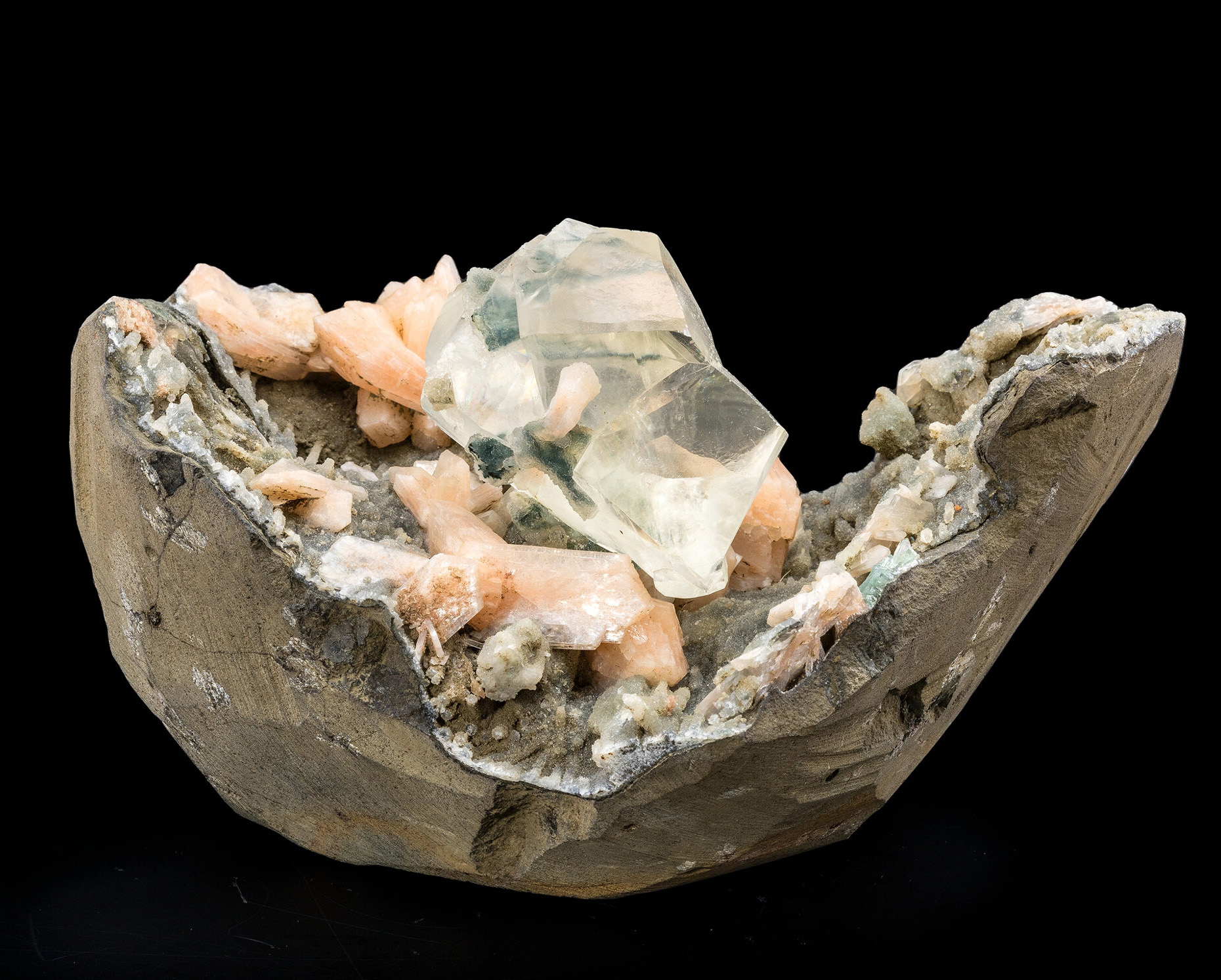 Calcite with Stilbite on Quartz – Glassy Transparent Calcite Crystal in Zeolite Matrix