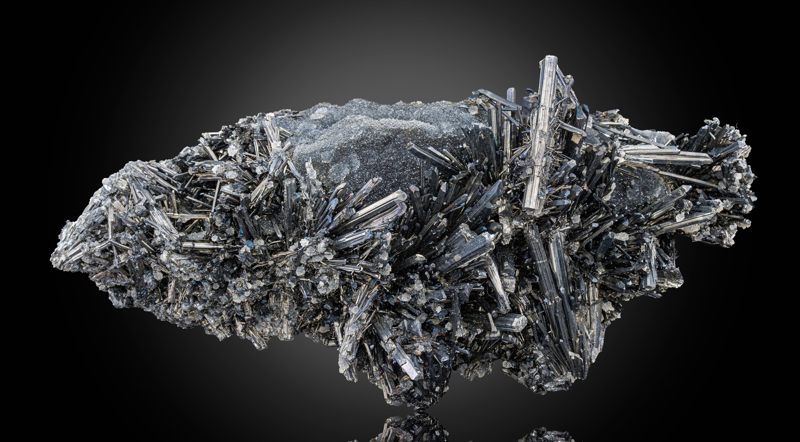 Stibnite on Chalcedony