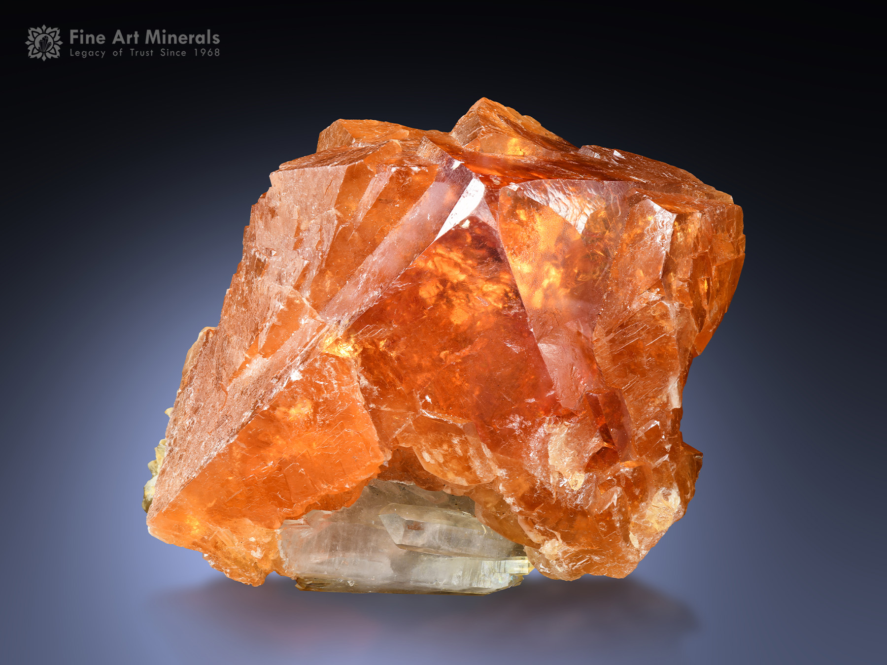 Scheelite with Quartz and Muscovite from China