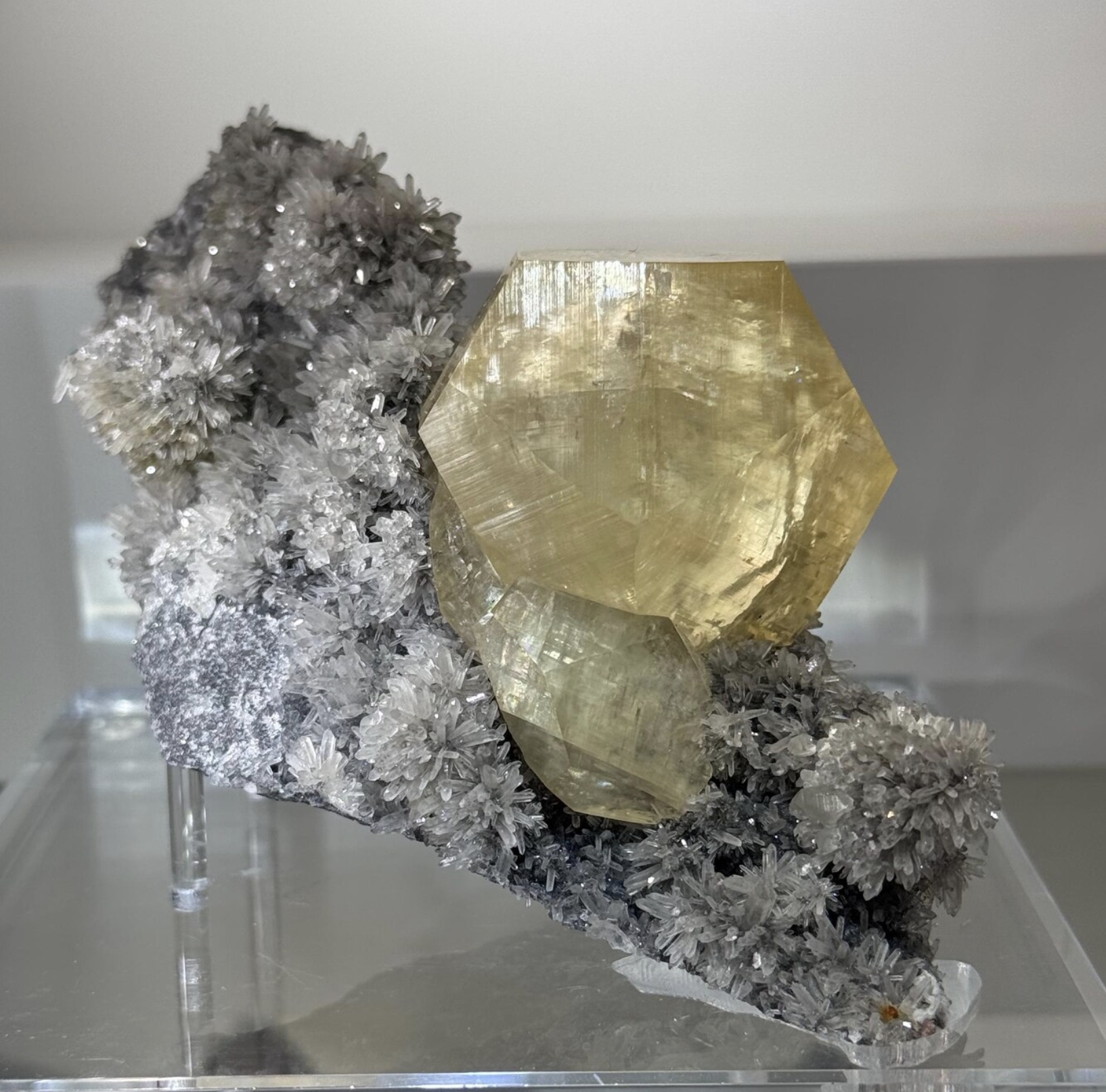 Caksite Calcite